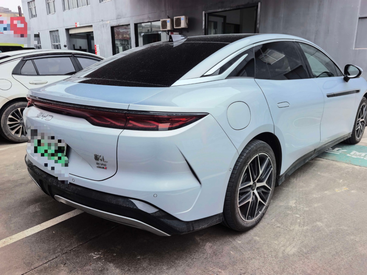 BYD HanL 2025 #5 BYD HanL 2025 imagen de coche #5