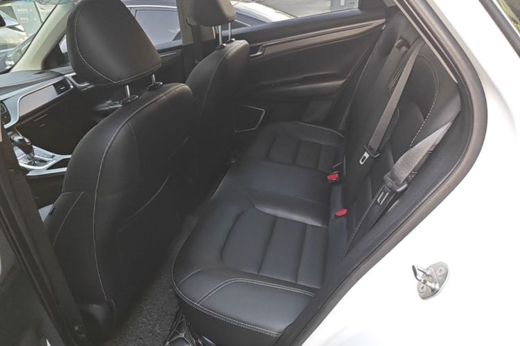GEELY Emgrand GL 2018 #13 GEELY Emgrand GL 2018 immagine di auto #13
