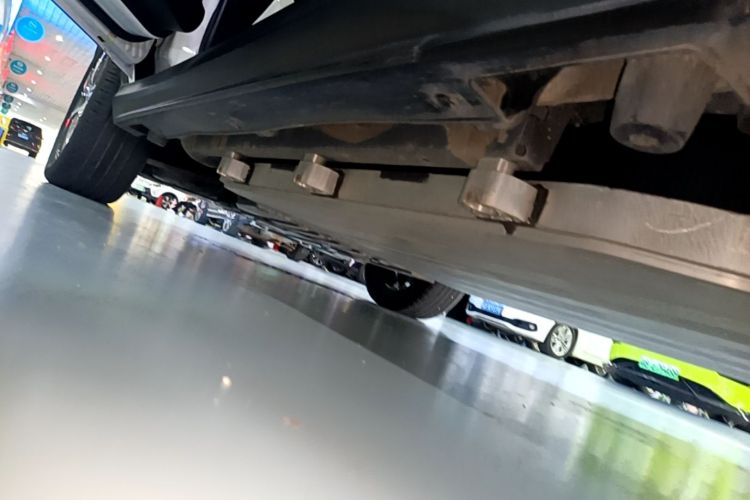BYD Yuan New Energy 2018 #27 BYD Yuan New Energy 2018 car image #27