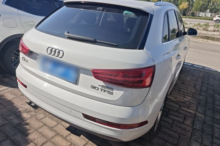 Audi Q3 2017 صورة سيارة #7
