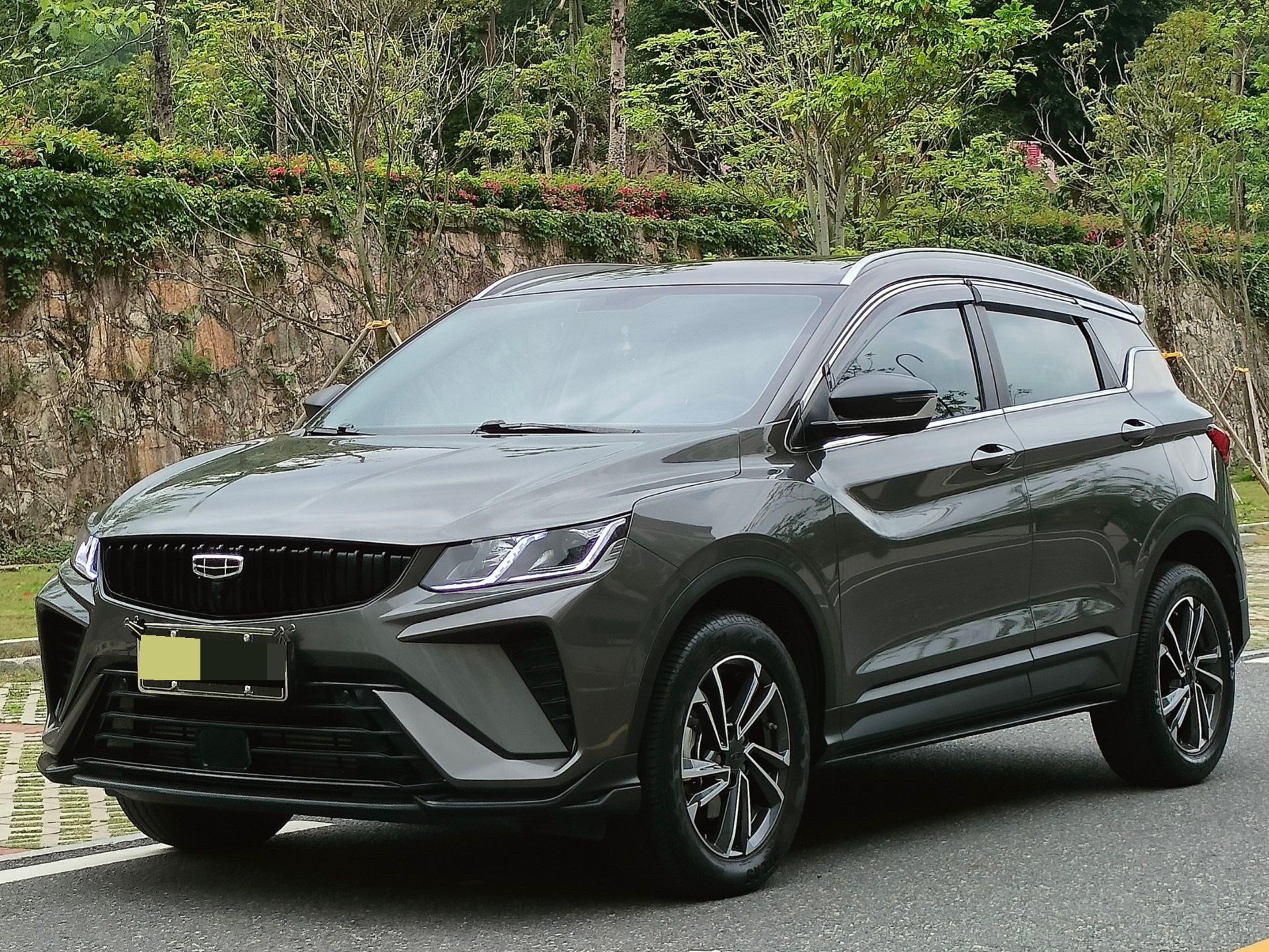 GEELY Coolray 2023 car image 