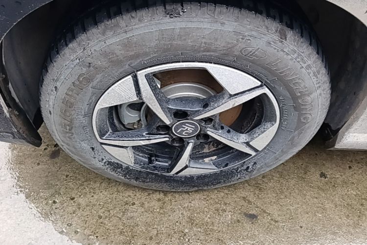 BYD YuanUP 2024 car image #9