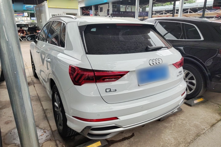 Audi Q3 2023 #5 Audi Q3 2023 car image #5