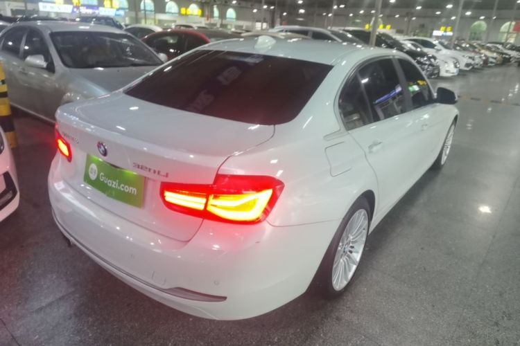 BMW 3 Series 2018 #7 BMW 3 Series 2018 car image #7