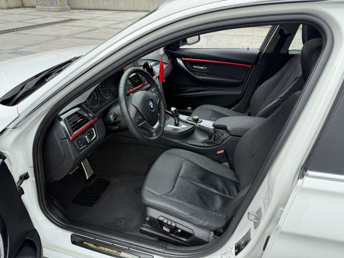 BMW 3 Series 2015 #8 BMW 3 Series 2015 car image #8