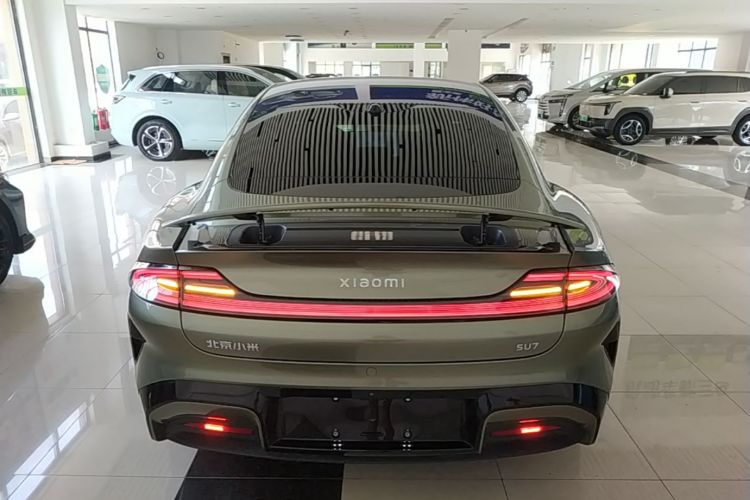 MI SU7 2024 car image #6