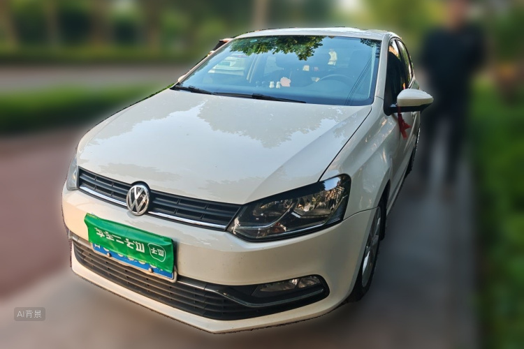 Volkswagen Polo 2019 car image #2