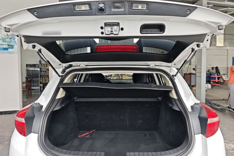 GEELY Emgrand GS 2019 #21 GEELY Emgrand GS 2019 car image #21