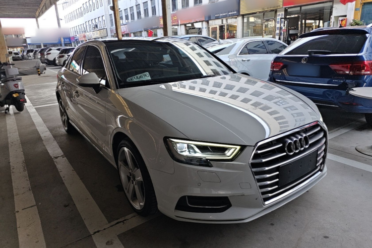 Audi A3 2019 #4 Audi A3 2019 صورة سيارة #4