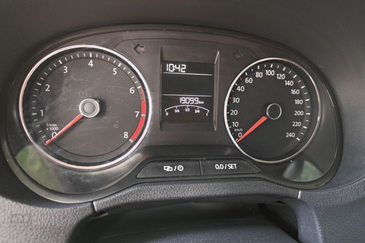 Volkswagen Polo 2017 #14 Volkswagen Polo 2017 car image #14