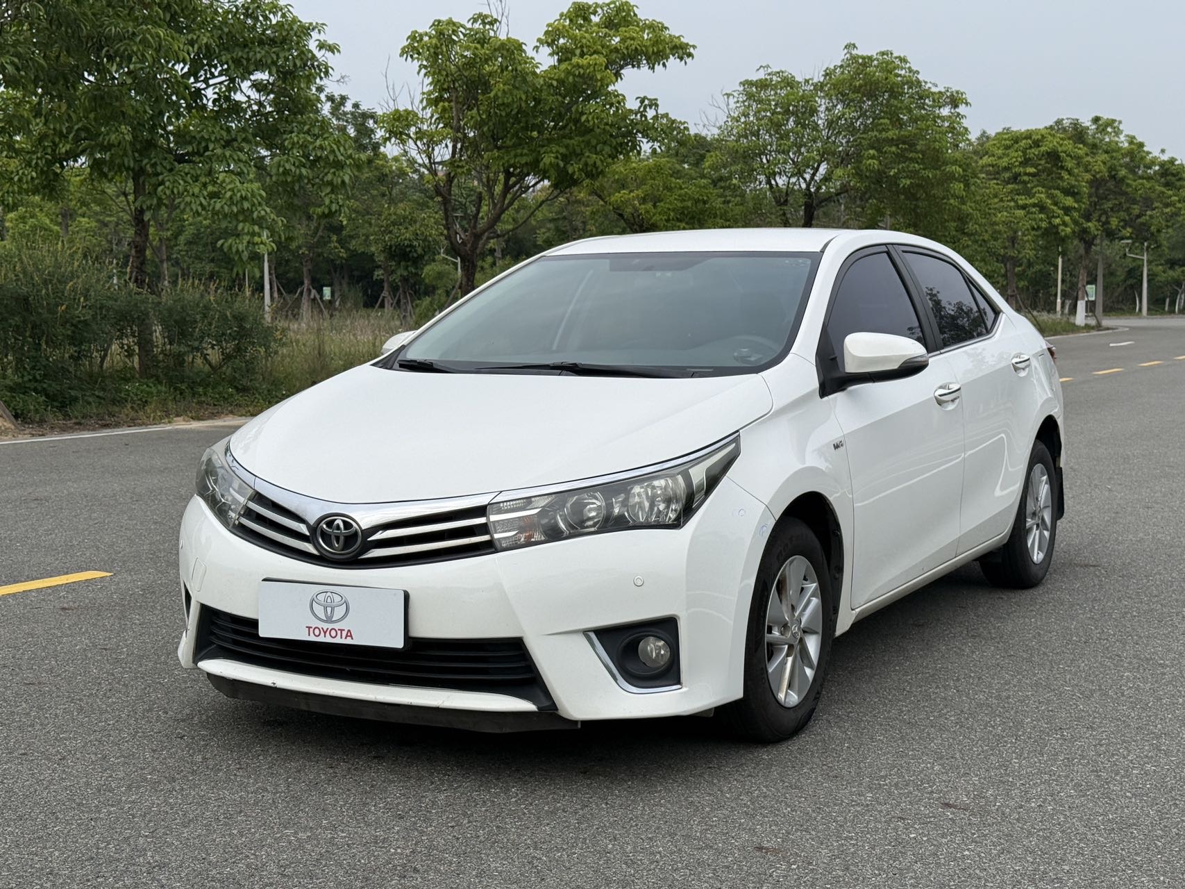 Toyota Corolla 2016 Toyota Corolla 2016 car image