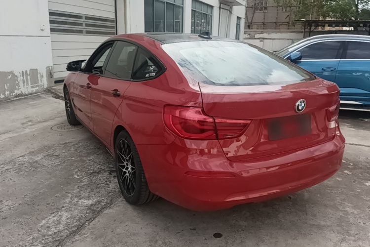 BMW 3 Series GT 2018 #5 BMW 3 Series GT 2018 car image #5