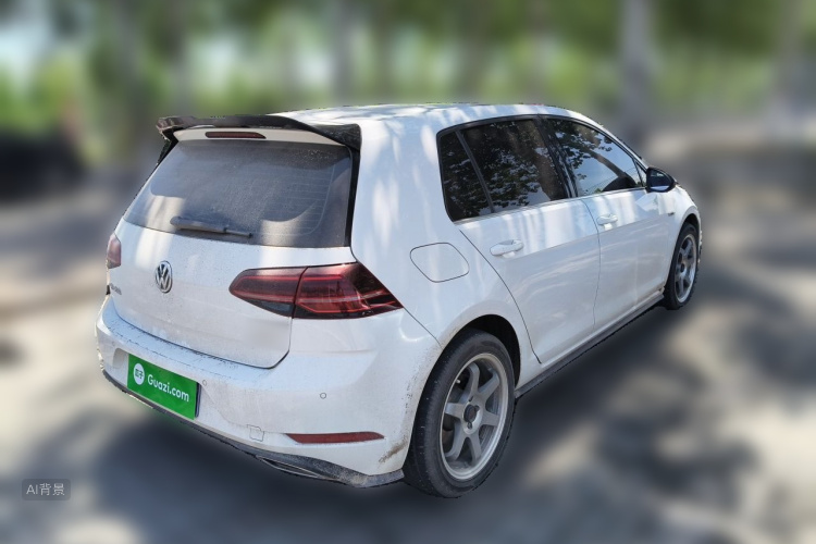 Volkswagen Golf 2018 car image #7