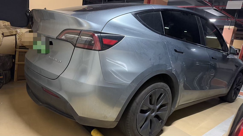 Tesla Model Y 2024 #5 Tesla Model Y 2024 car image #5