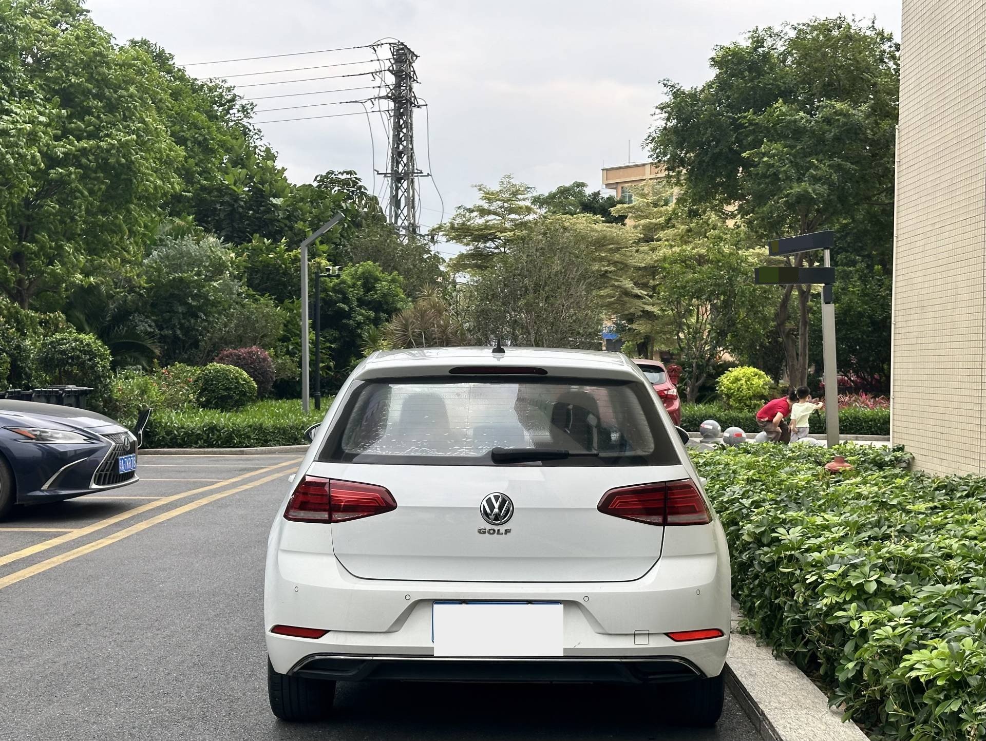 2020 imagen de coche #11