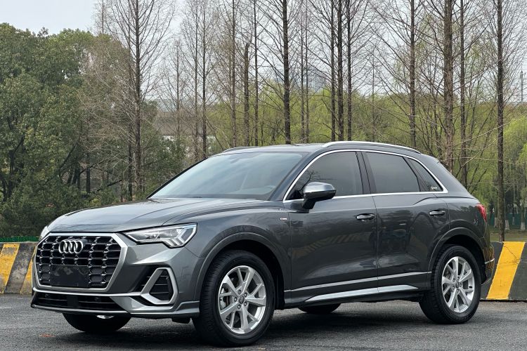 Audi Q3 2019 #3 Audi Q3 2019 car image #3