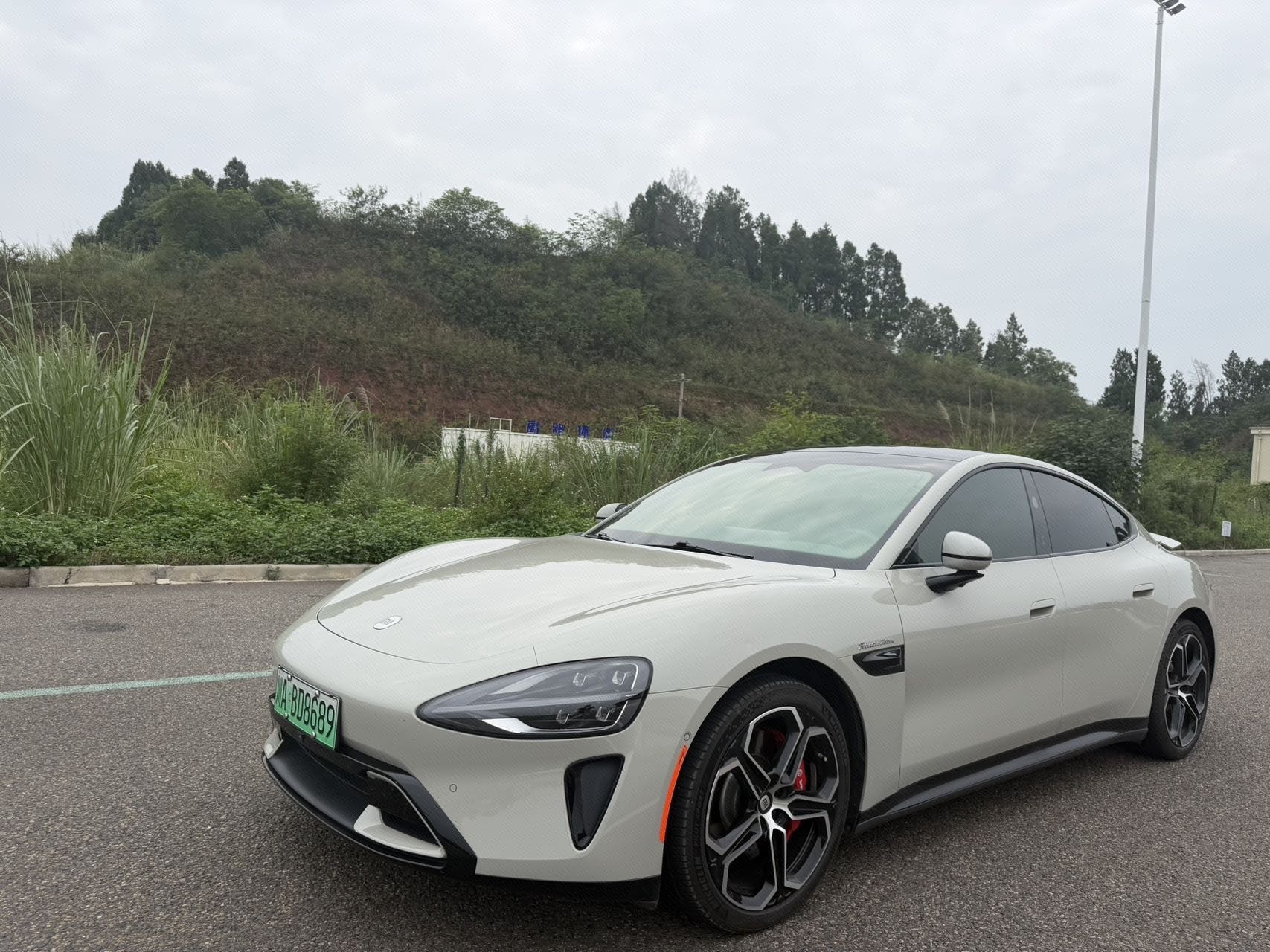 MI SU7 2024 car image 
