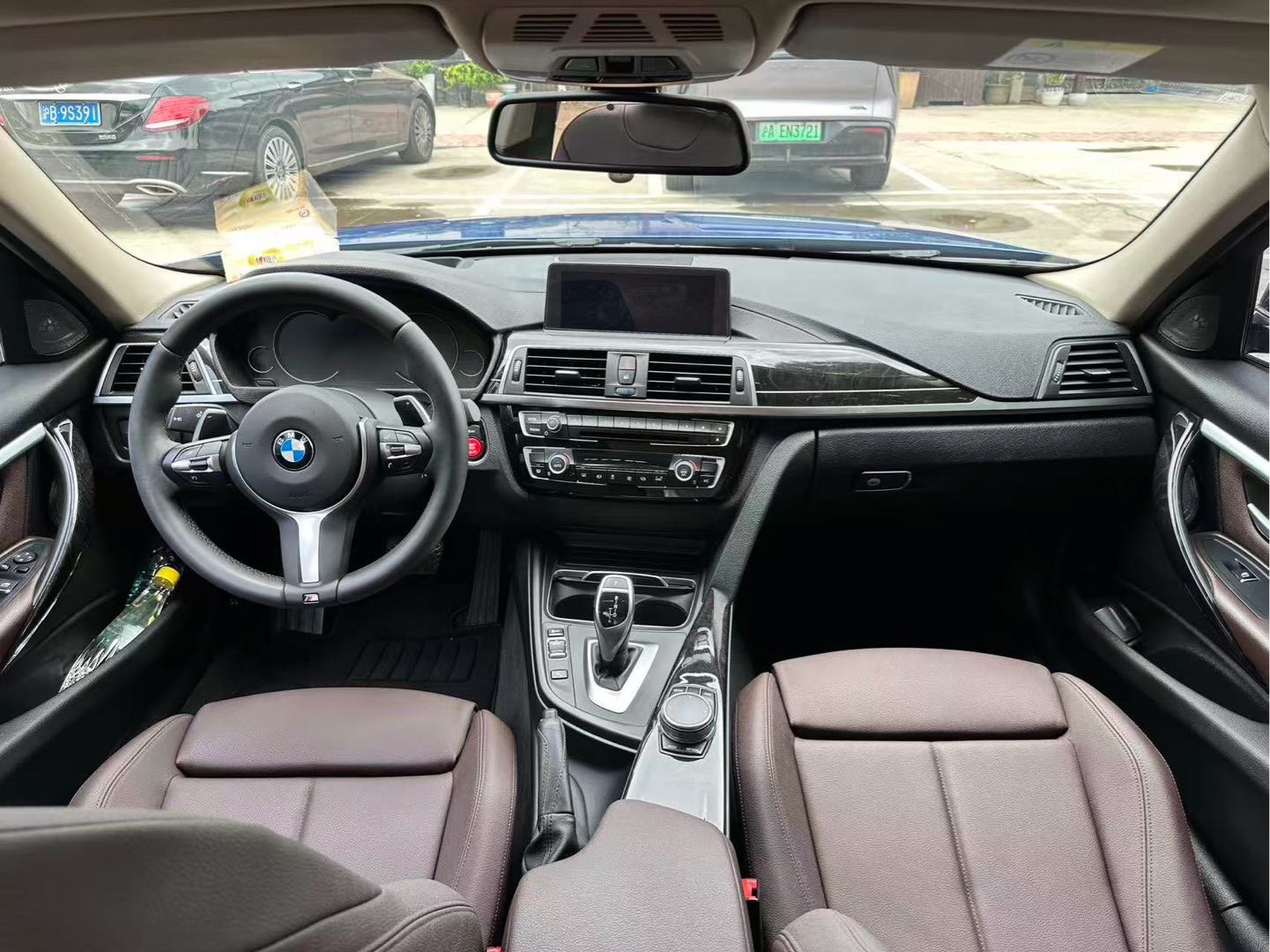 BMW 3 Series 2018 #7 BMW 3 Series 2018 car image #7