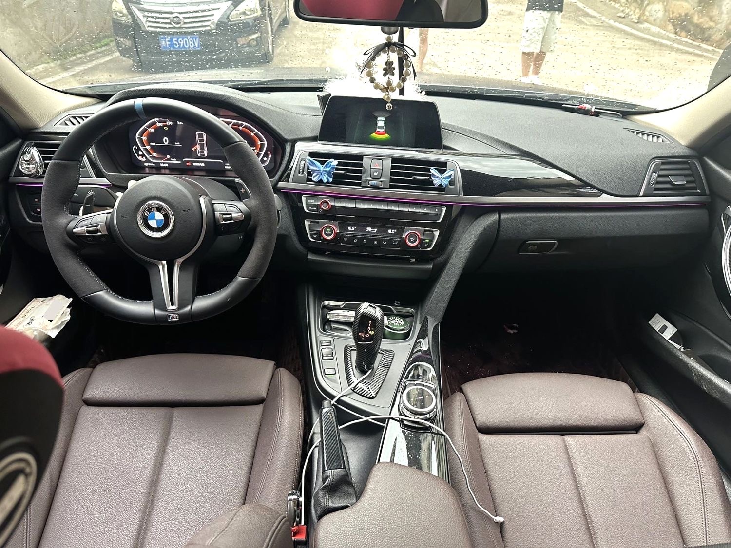 BMW 3 Series 2018 #6 BMW 3 Series 2018 car image #6