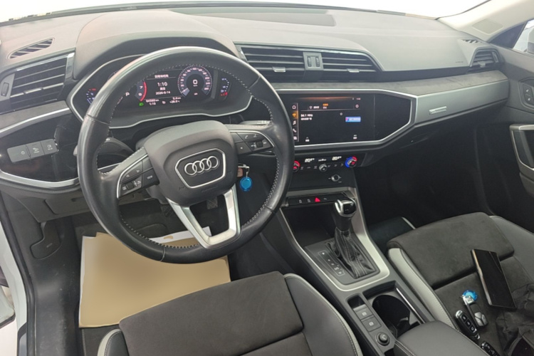 Audi Q3 2020 #10 Audi Q3 2020 car image #10