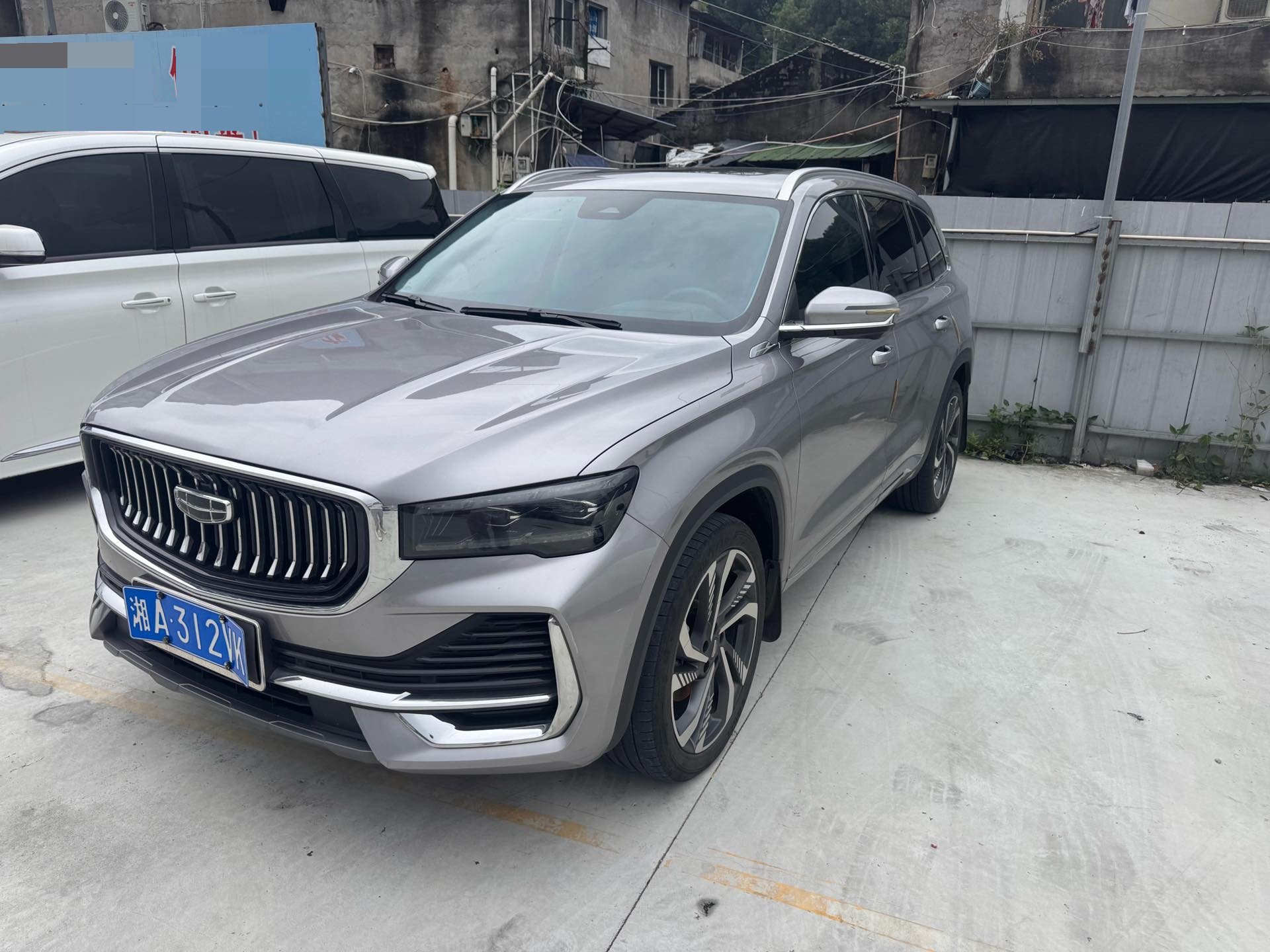 GEELY Boyue L 2023 car image 