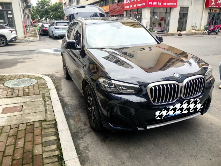 BMW X3 2023 car image #3