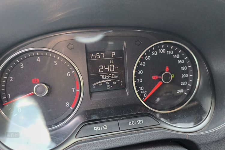 Volkswagen Polo 2017 #14 Volkswagen Polo 2017 car image #14