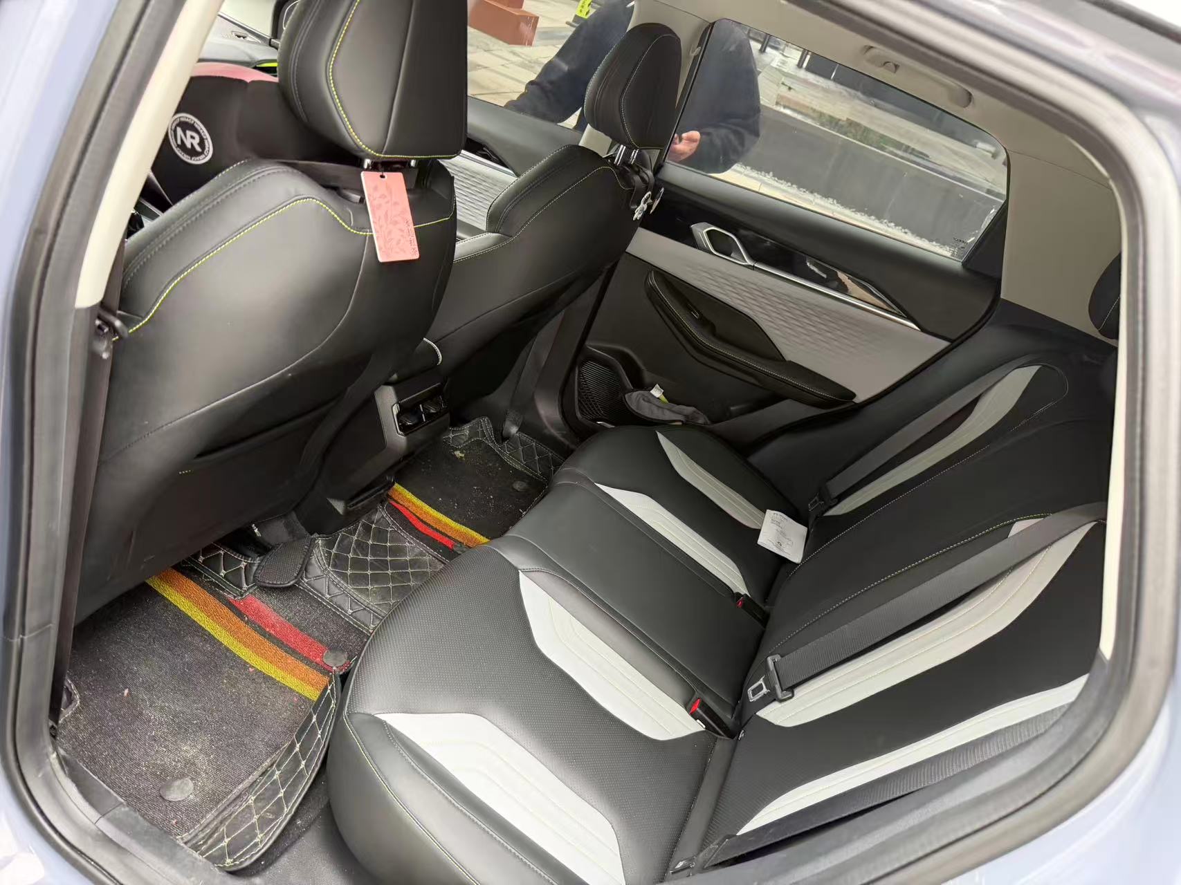 GEELY Coolray 2023 immagine di auto #3