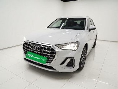 Audi Q3 2025 car image 