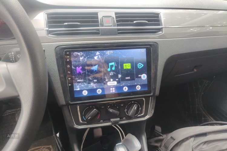 Volkswagen Santana 2019 car image #15
