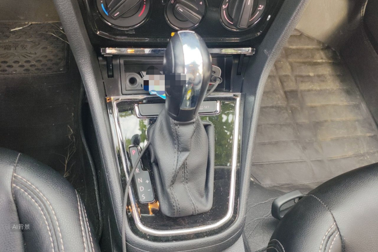 Volkswagen Bora 2021 car image #16