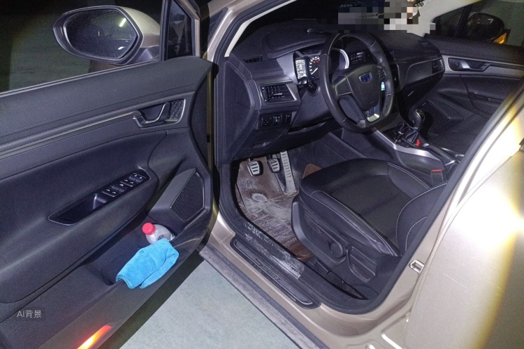 GEELY Emgrand GS 2016 car image #18