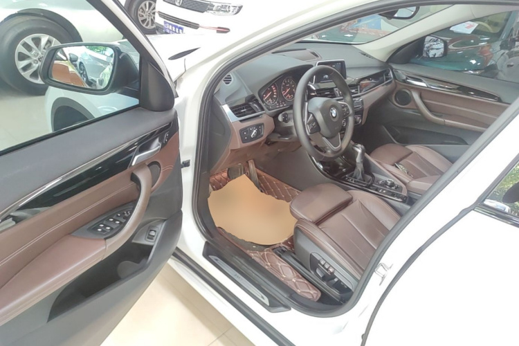 BMW X1 2018 #16 BMW X1 2018 car image #16
