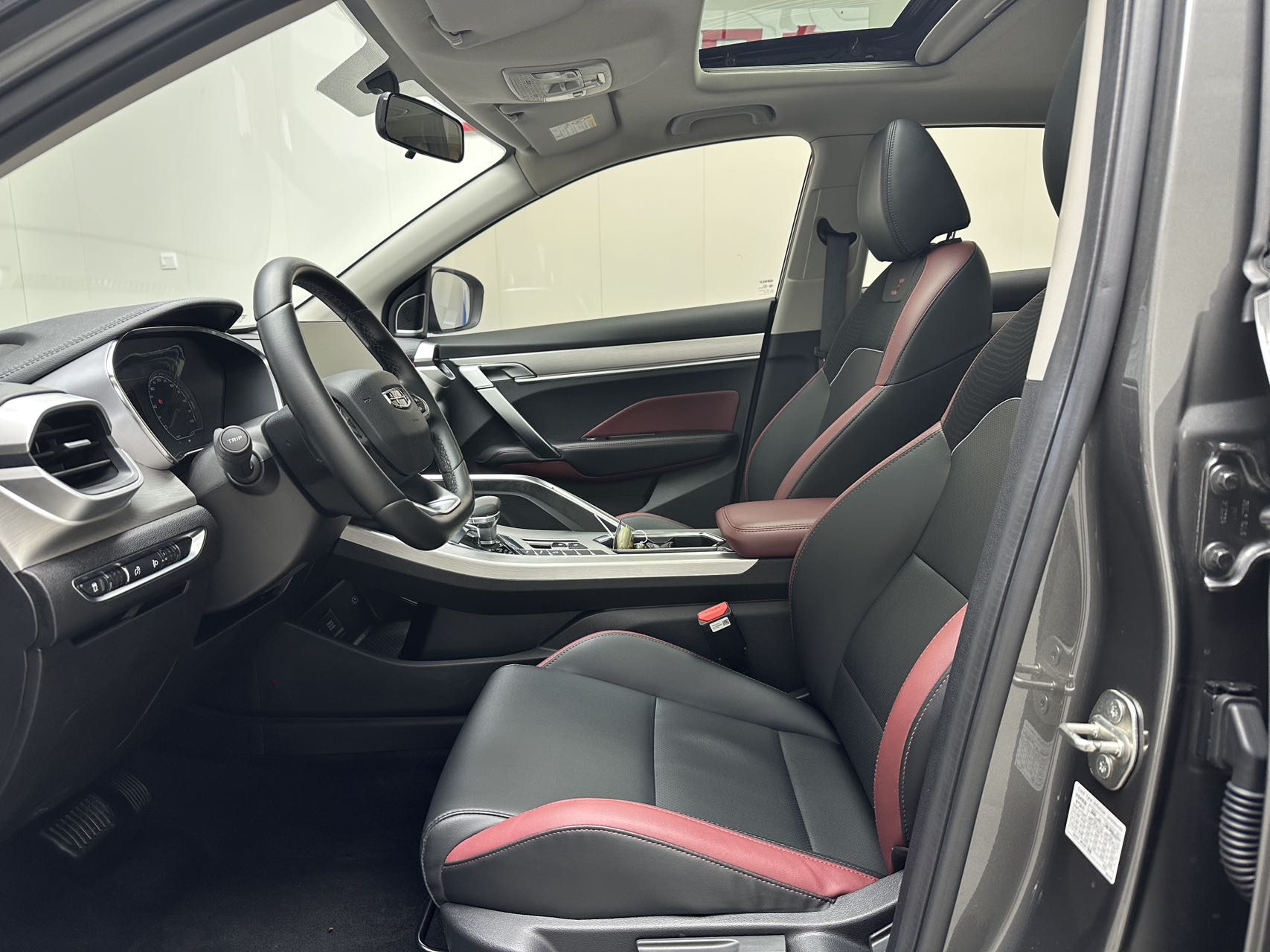 GEELY Coolray 2022 #4 GEELY Coolray 2022 immagine di auto #4