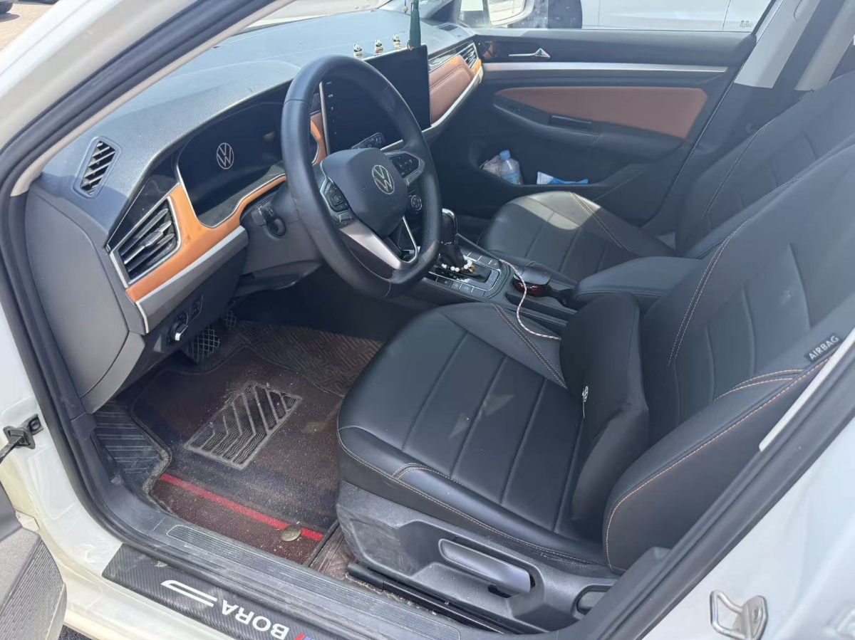 Volkswagen Bora 2023 car image #2