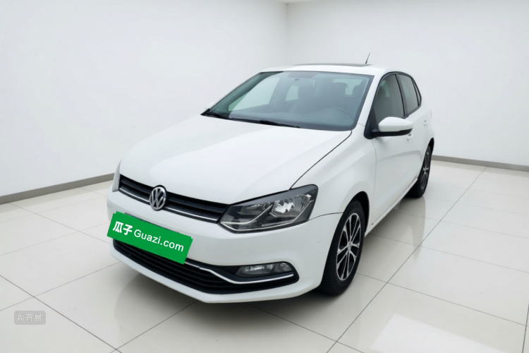 Volkswagen Polo 2016 car image #2