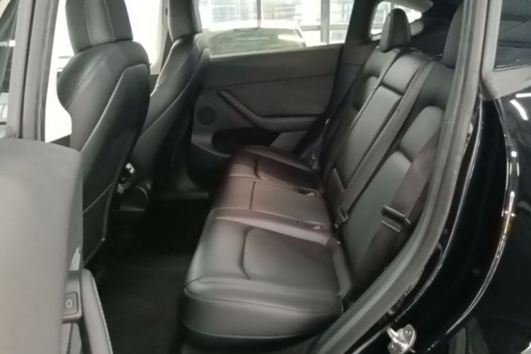 Tesla Model Y 2022 #17 Tesla Model Y 2022 car image #17