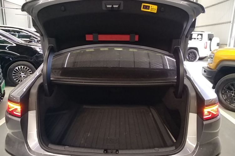 BYD Han 2023 car image #21