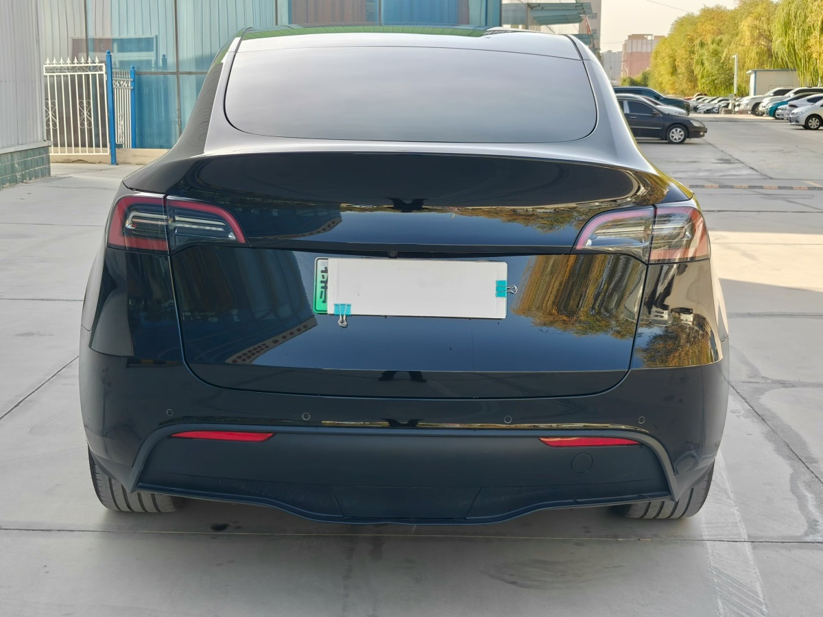 Tesla Model Y 2023 #8 Tesla Model Y 2023 immagine di auto #8