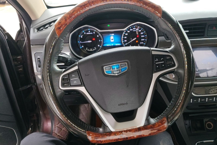 GEELY Emgrand 2017 immagine di auto #11