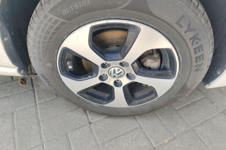 Volkswagen Polo 2018 car image #6