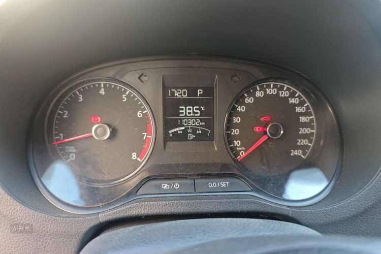 Volkswagen Polo 2016 #13 Volkswagen Polo 2016 car image #13