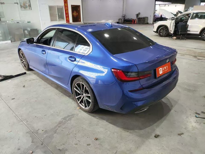 BMW 3 Series 2021 #8 BMW 3 Series 2021 car image #8