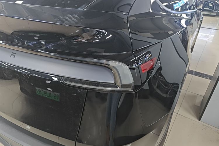 Tesla Model Y 2026 car image #8
