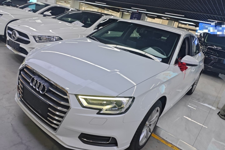 Audi A3 2019 #2 Audi A3 2019 car image #2