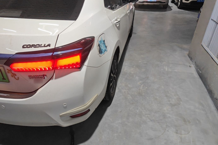 Toyota Corolla Hybird E+ 2021 immagine di auto #8