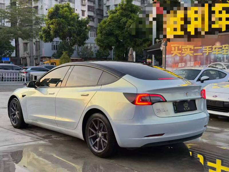 Tesla Model 3 2023 car image #4