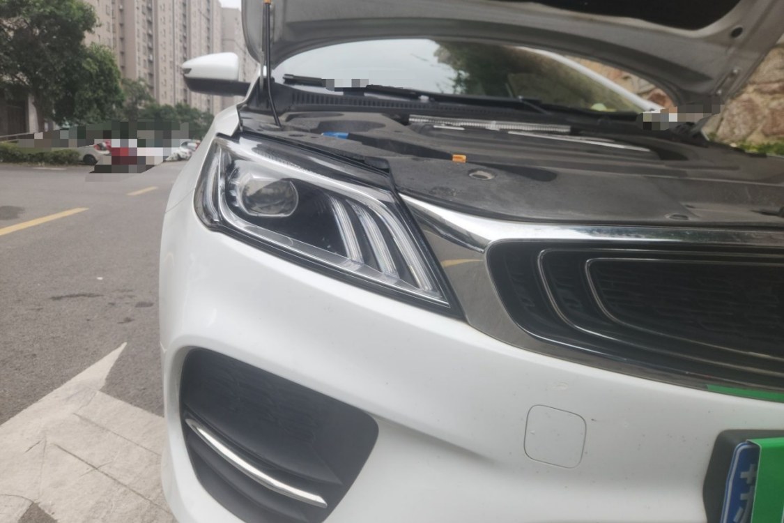 GEELY Binray 2018 car image #7