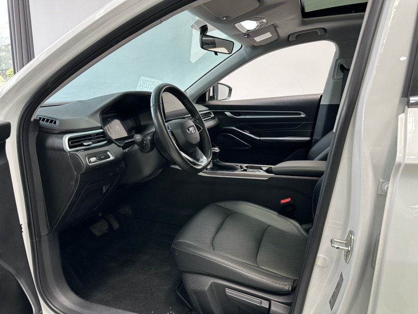 GEELY Emgrand 2022 immagine di auto #4