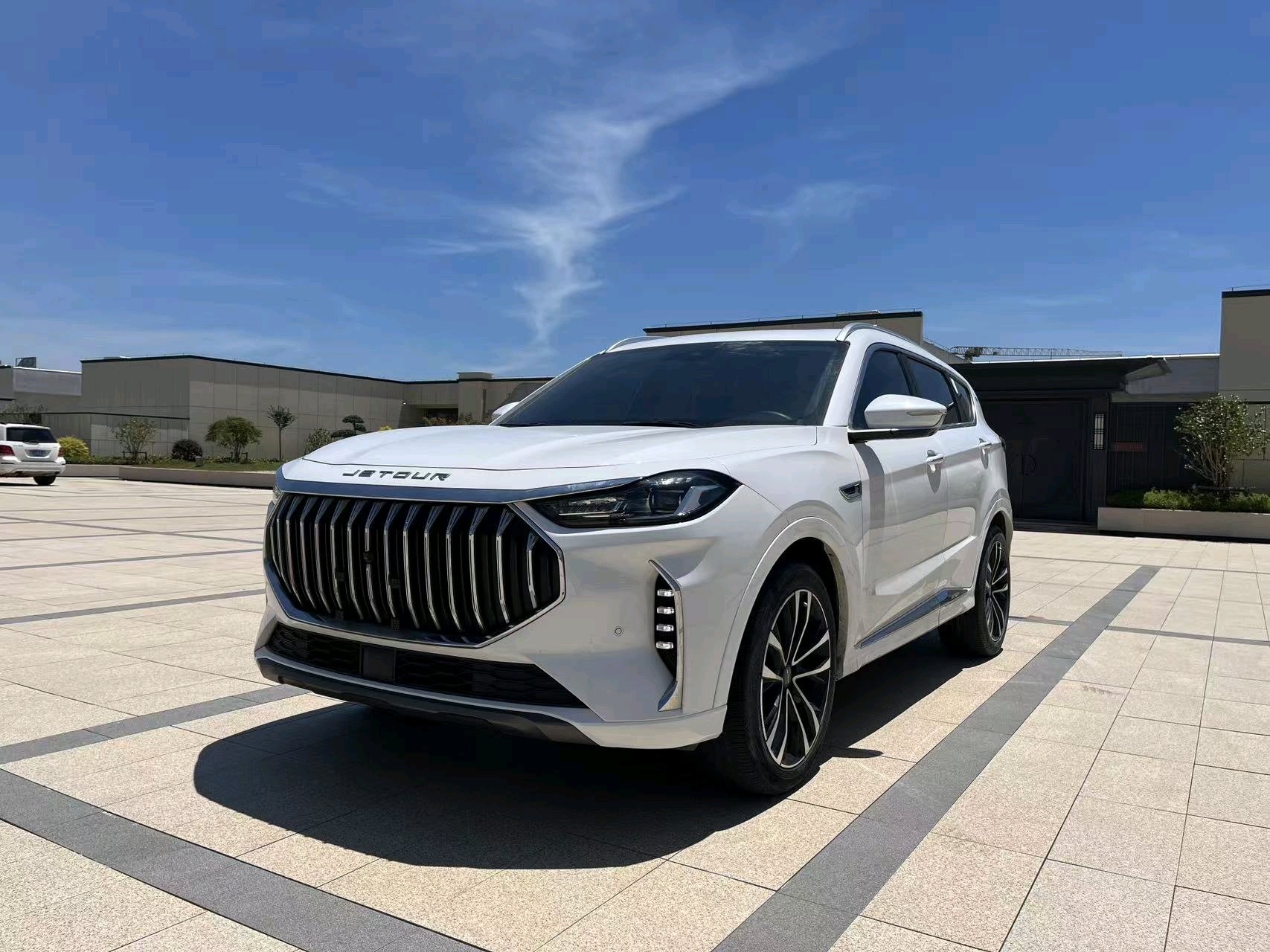 Jetour X70 PLUS 2022 car image 
